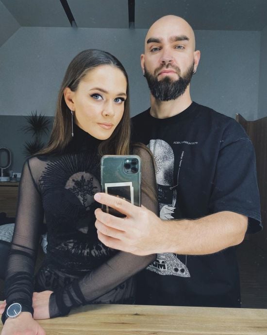 Чоловік Юлії Саніної вийшов на зв'язок і розсекретив, де насправді перебуває