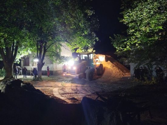 На Дніпропетровщині хлопчика засипало глиною під час знімання відео для TikTok