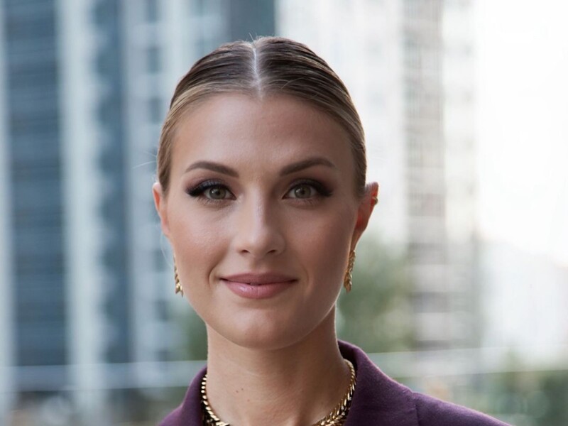 "Відписуйтеся нафіг. Це треш". Харлан спростувала масові фейки у Facebook про свою загибель "Відписуйтеся нафіг. Це треш". Харлан спростувала масові фейки у Facebook про свою загибель