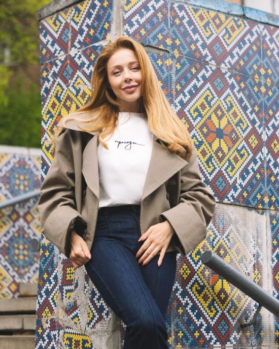 Тіна Кароль на рідкісному фото приголомшила, як змінився її 15-річний син