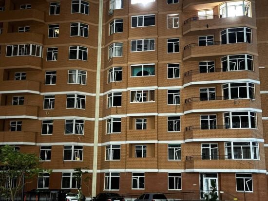 Нічне кружляння безпілотників в Україні: де пролунали вибухи