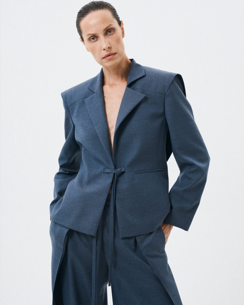 ETERNAL презентує новий дроп «L01»: сила індивідуальності в кожному шв