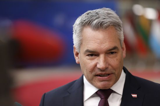 Не піддамося на шантаж Путіна: в Австрії відповіли на припинення постачання газу з Росії