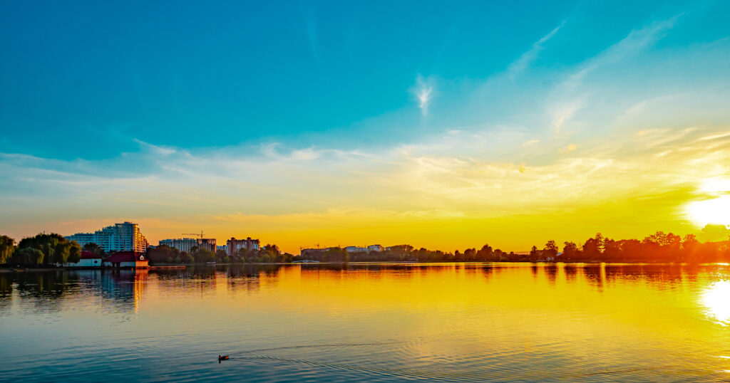 Місто комфорту Івано-Франківськ. Скільки коштує життя у перлині біля Карпат у 2024 році