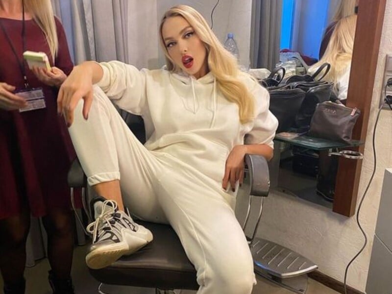 "Зійти з розуму!" Полякова показала, чим її пригощали вдома після повернення із Франції