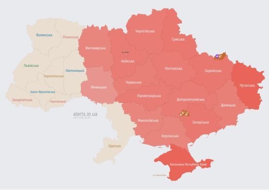 Україною шириться повітряна тривога: росіяни запустили чимало ударних дронів