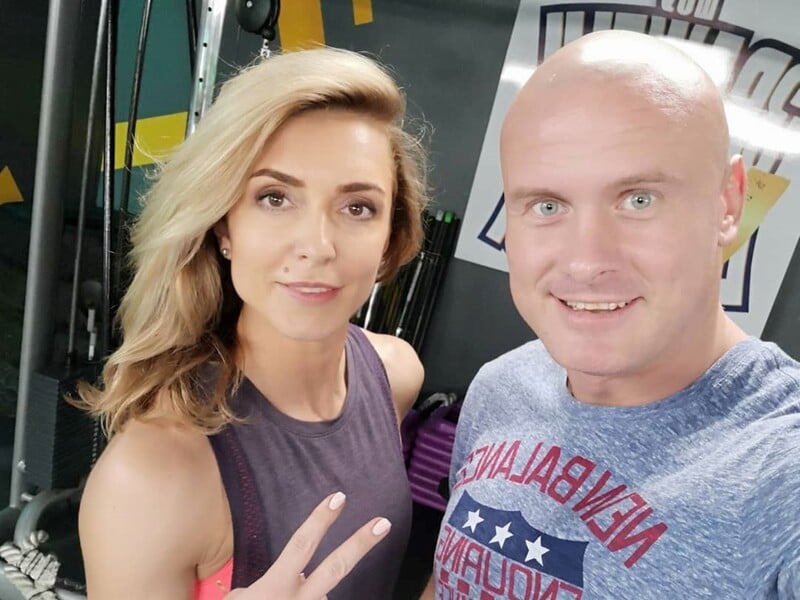 "Тільки вона зайшла – і він помер". Мати Узелкова заявила, що перед смертю він зустрівся з колишньою дружиною