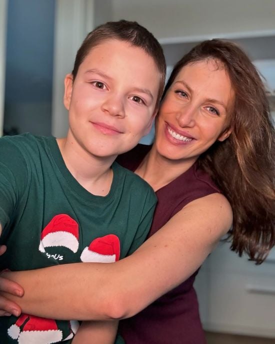 Дружина Тігіпка насмішила кумедними фото з їхнім сином на честь його 13-річчя