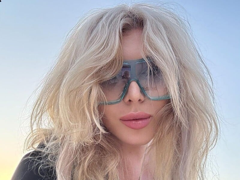 "Нове аранжування й сучасні звуки". Білик переспівала українську народну пісню "Цвіте терен". Аудіо