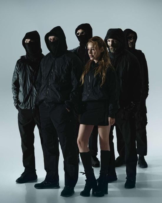 Тіна Кароль з військовими довела до сліз поемою, яку присвятила полеглим українцям на війні