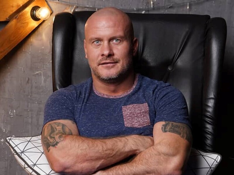 "Його нова дівчина сказала: "Іди до мами". Мати Узелкова розповіла про особисте життя сина після розлучення "Його нова дівчина сказала: "Іди до мами". Мати Узелкова розповіла про особисте життя сина після розлучення