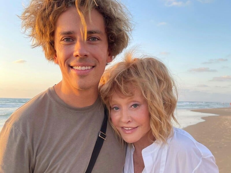 48-річний Галкін і 75-річна Пугачова зустрілися з її старшою донькою – 53-річною Орбакайте. Фото 48-річний Галкін і 75-річна Пугачова зустрілися з її старшою донькою – 53-річною Орбакайте. Фото