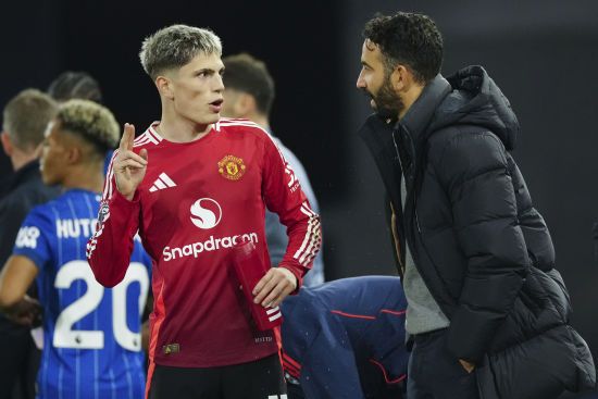 "Манчестер Юнайтед" у першому матчі з новим тренером не подужав новачка АПЛ (відео)
