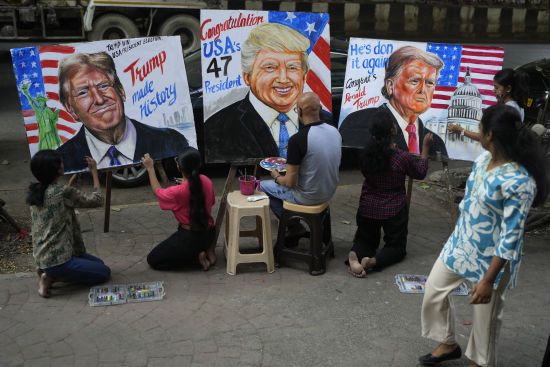 "Накопичення безконтрольної влади і покарання уявних ворогів": NYT пояснив, які ризики несе Трамп