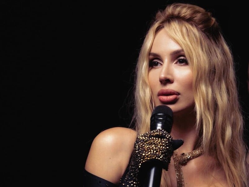 Loboda знялася без спідньої білизни Loboda знялася без спідньої білизни
