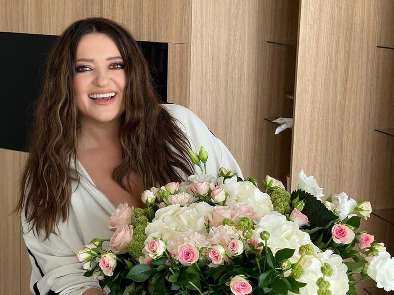 Могилевська показала, як плаває разом із молодшою донькою. Відео