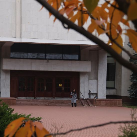 У Києві через атаку "Шахедів" пошкоджено корпус КНУ імені Шевченка: деталі