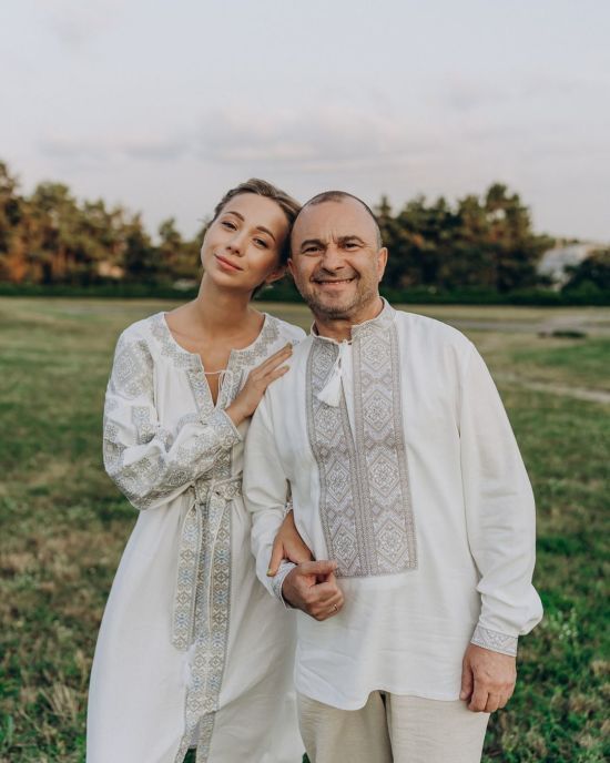 Дружина Віктора Павліка зворушила привітанням чоловіка з особливим святом: "Нам 9 років"