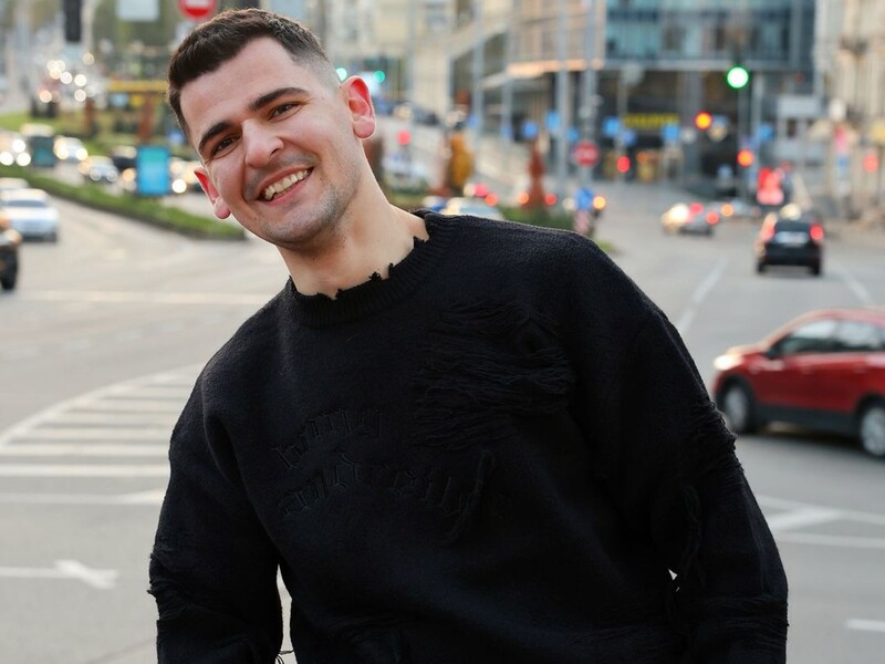 "Люди, не знаючи нічого, накидаються, зачіпають". Ніколас Карма вперше розповів про особисте життя