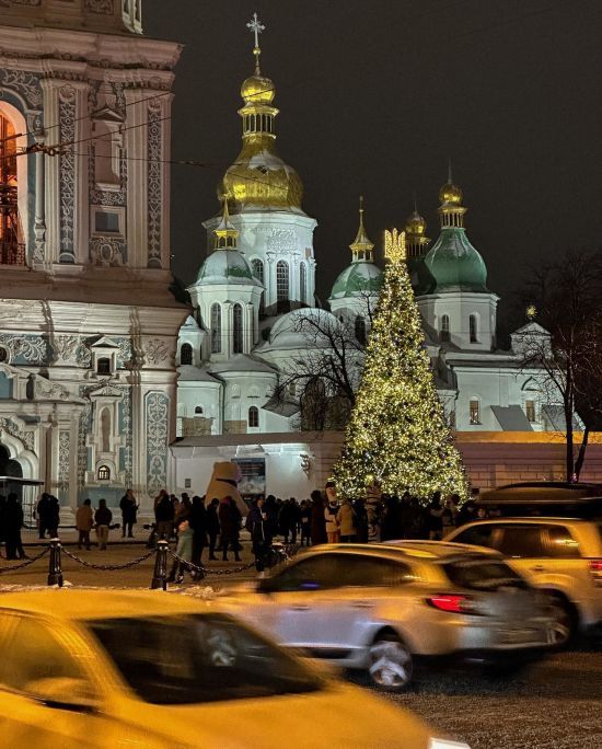 Стало відомо, де і коли у Києві встановлять новорічну ялинку