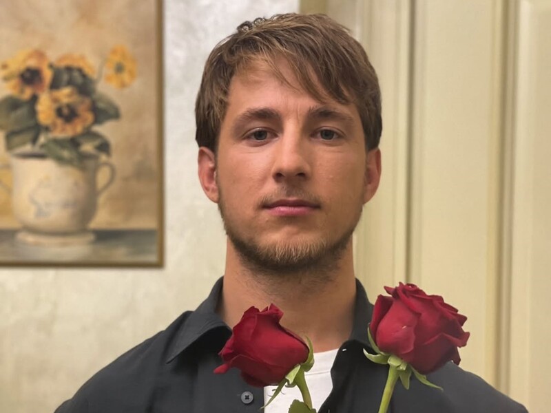 "Люди роздирають на шматки". "Холостяк" Терен відповів ненависникам у мережі