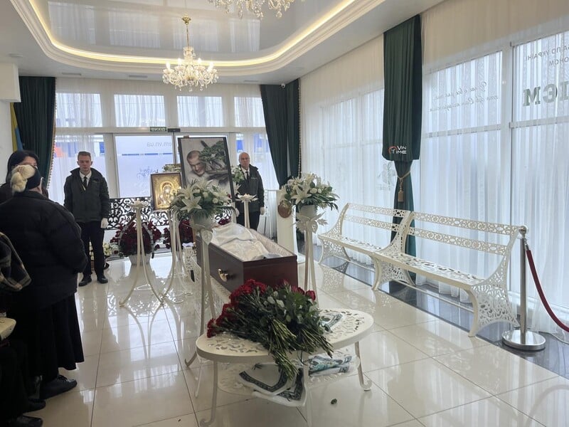 У Вінниці прощаються з Узелковим. Фото