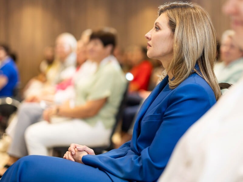 Зеленська: Чи збільшує гуркіт бомб бажання жити? Мені здається, немає нічого романтичного у війні