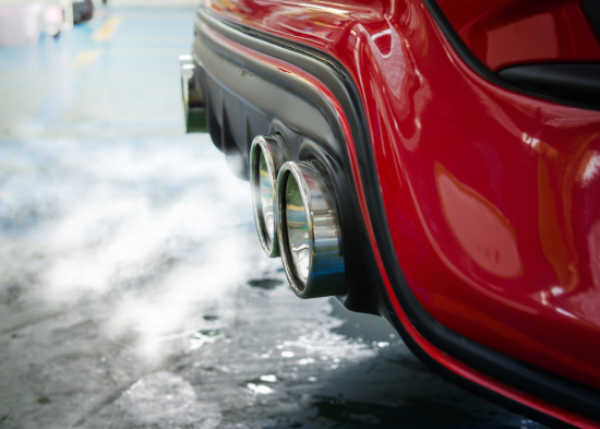 В поліції розповіли, навіщо водіям стукати по капоту автомобіля після настання холодів В поліції розповіли, навіщо водіям стукати по капоту автомобіля після настання холодів