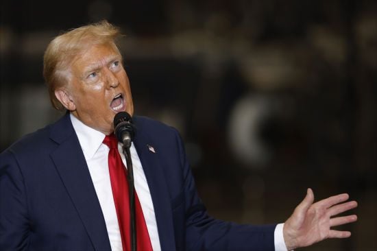 Трамп вже підготував судові позови на випадок перемоги Гарріс — The Times