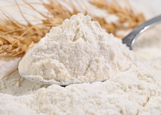 Скільки грамів борошна в одній столовій ложці і склянці: як відміряти безпомилково