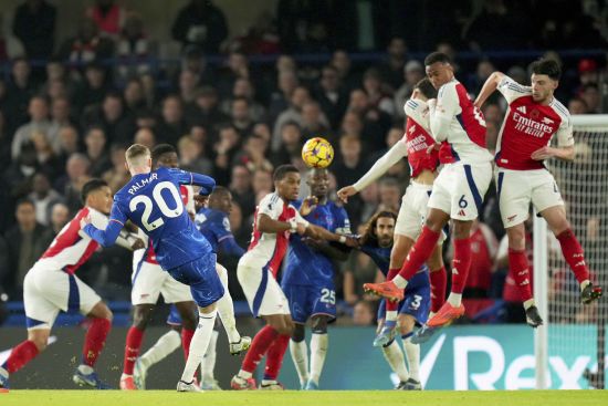 "Челсі" з Мудриком врятував очко проти "Арсенала" без Зінченка в матчі АПЛ (відео)