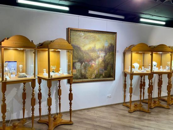 Золотий Київ: Унікальна виставка мистецтва і ювелірних шедеврів