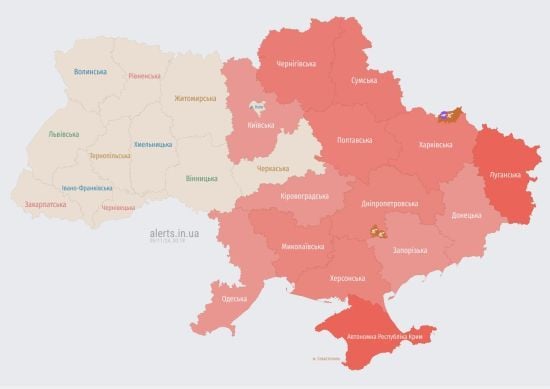 Ворог запустив низку безпілотників по Україні