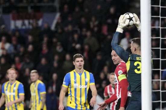 Воротар "Шахтаря" встановив рекорд за кількістю сейвів в одному матчі Ліги чемпіонів