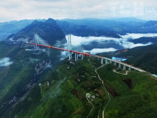 Найвищий міст у світі: де побудований та висота, що приголомшує (фото)