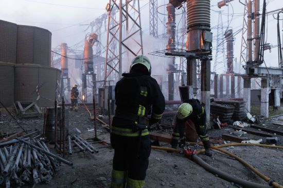 Армія РФ масовано вдарила по об'єктах енергетики України: деталі