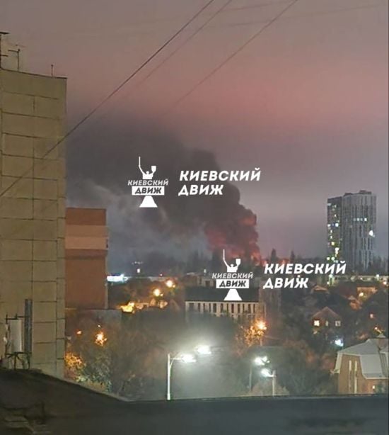 Величезний стовп диму над Києвом: на околиці сталася сильна пожежа (фото)
