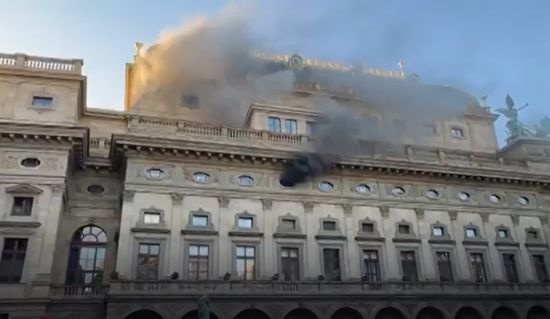 У Празі спалахнула історична будівля: пожежники оголосили другий рівень тривоги
