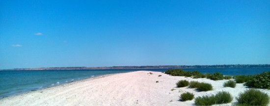 Армія РФ перекинула катери з Криму на Кінбурнську косу: у ЗСУ розкрили деталі