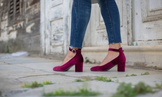 П'ять основних ознак: як зрозуміти, що розмір взуття підібраний неправильно