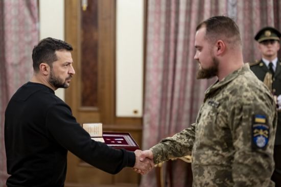 Зеленський вручив "Золоту Зірку" Героя України воїну інженерних військ, який воював на Курщині: що про нього відомо