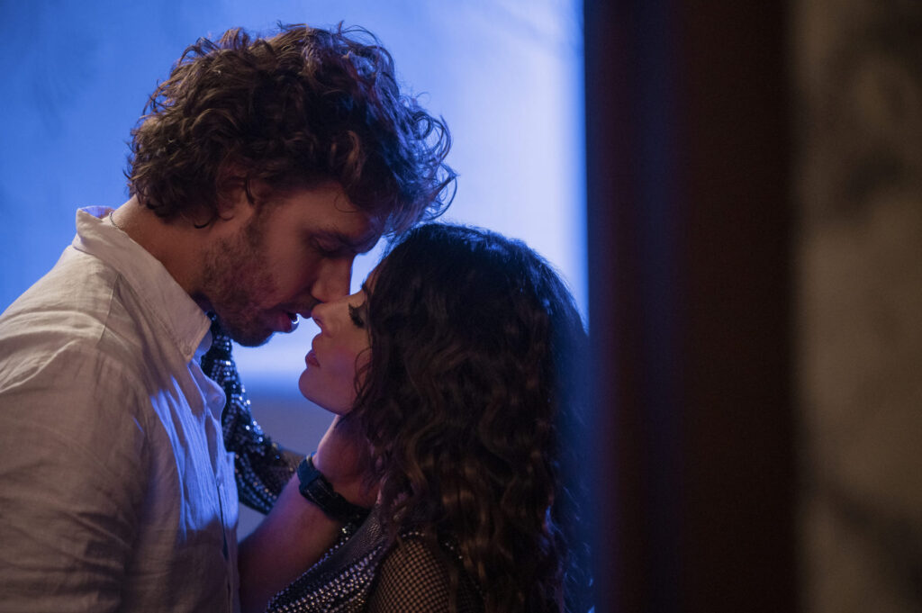 5 еротичних фільмів та серіалів на Netflix, для незабутнього вечора удвох