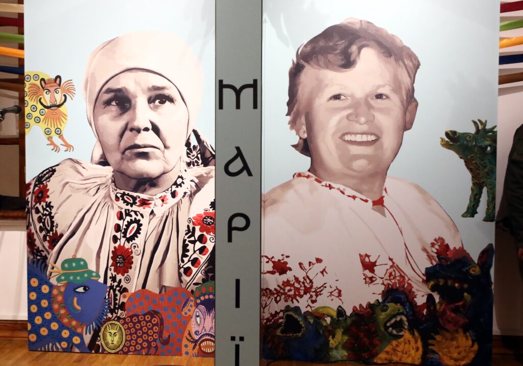 У Києві відкрилася виставка робіт Марії Примаченко та Марії Галушко, які раніше не демонструвалися У Києві відкрилася виставка робіт Марії Примаченко та Марії Галушко, які раніше не демонструвалися