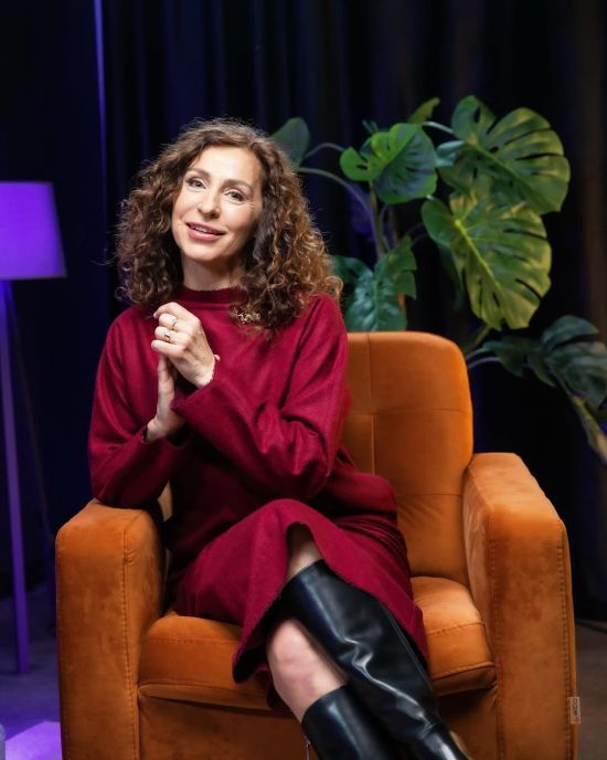 56-річна Надія Матвєєва здобула диплом магістра і розсекретила свою нову професію