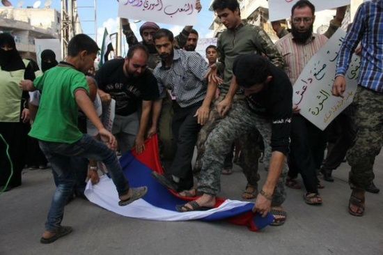 Лідер військової опозиції виступив за вигнання з Сирії російських військових і перебудову країни