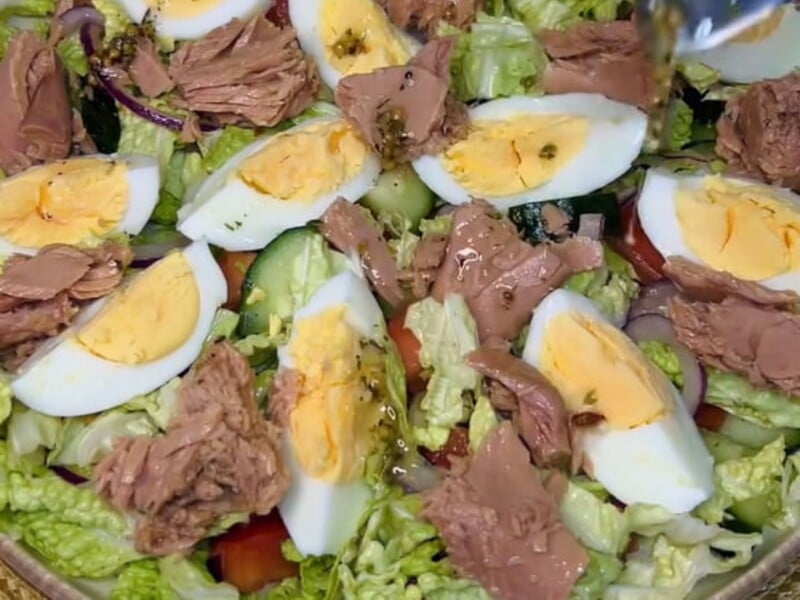 Додайте це до гірчиці – і вийде заправка для салату з пекінської капусти й тунця. Рецепт соусу