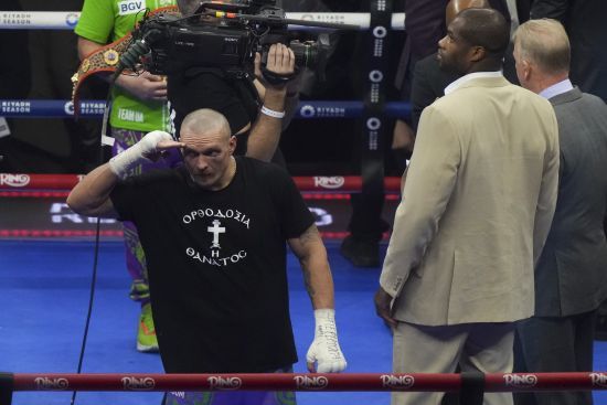 Організатор бою Усик – Ф'юрі назвав умову для проведення об'єднавчого поєдинку українця з Дюбуа