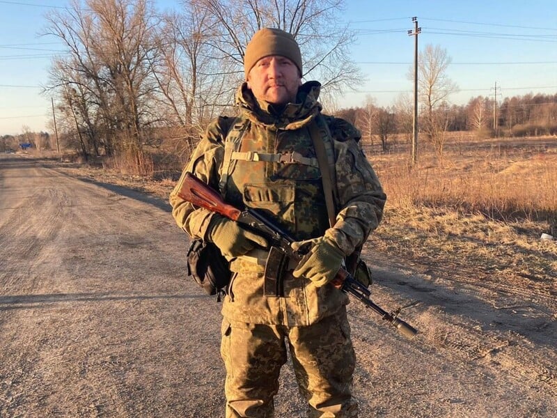 Актор Іваниця розповів про страх під час ворожих обстрілів на війні, дітей і мрію про готельний комфорт Актор Іваниця розповів про страх під час ворожих обстрілів на війні, дітей і мрію про готельний комфорт