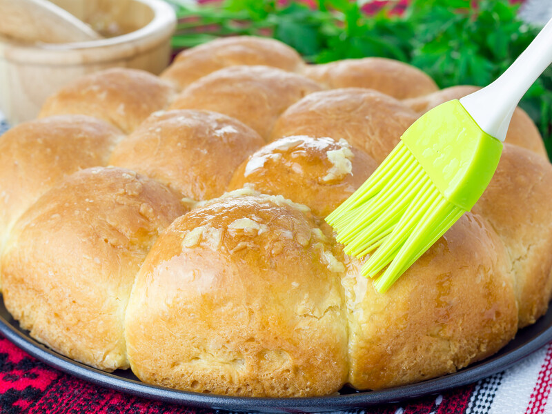 Ці пампушки можна подавати як солодкими, так і солоними. Простий рецепт