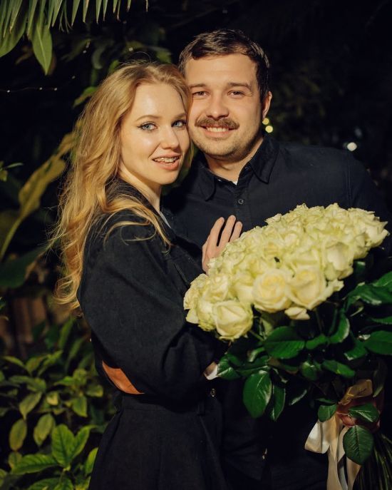 Відомий український комік Роман Щербан освідчився коханій: "Цей день настав"